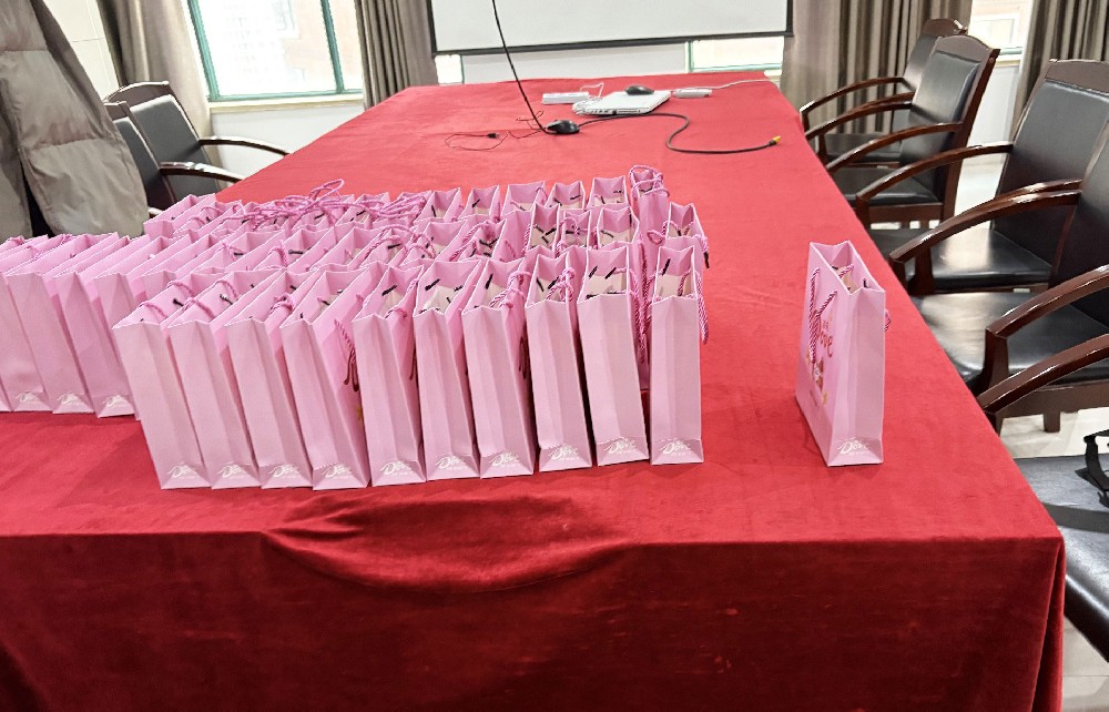 恋人节欢乐，温暖每一份支出——亿万先生MR官网锅炉送祝福
